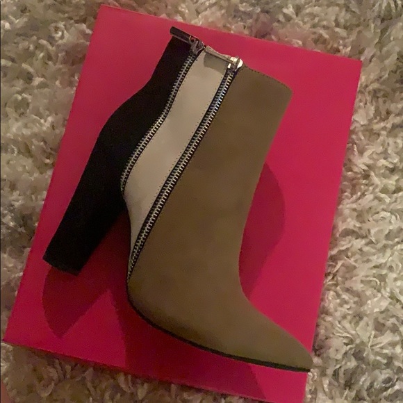 Color block booties - Picture 6 of 8